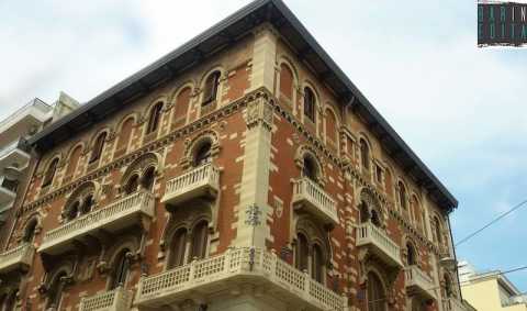 I palazzi in stile eclettico: «Ruppero la monotonia del centro di Bari»